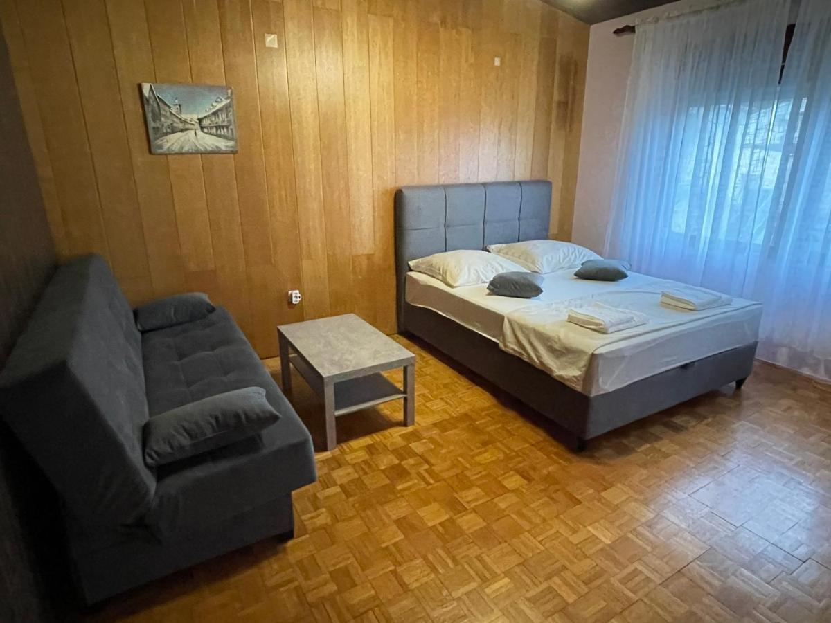 Apartment Ado Selce Buitenkant foto