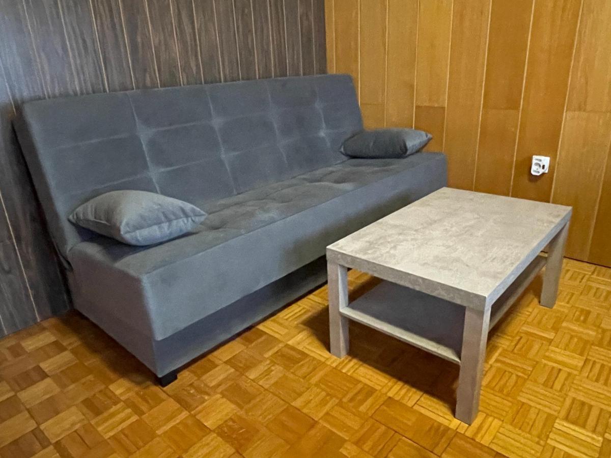 Apartment Ado Selce Buitenkant foto